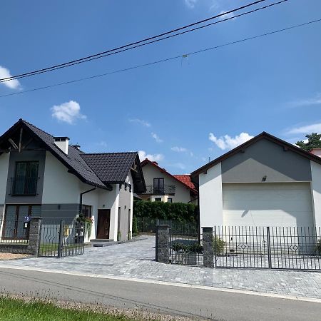 Cozy 2-Bedroom Vacation Apartment With Entire Top Floor Gaj  Luaran gambar