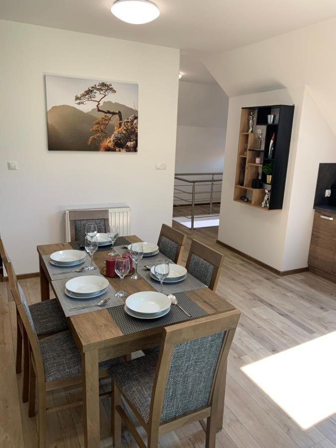 Cozy 2-Bedroom Vacation Apartment With Entire Top Floor Gaj  Luaran gambar